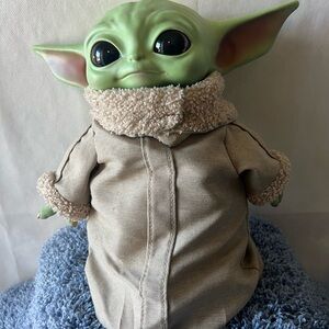 Star Wars Green Plush with Tan Hood